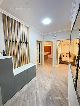 Satılır 3 otaqlı köhnə tikili 90 m²