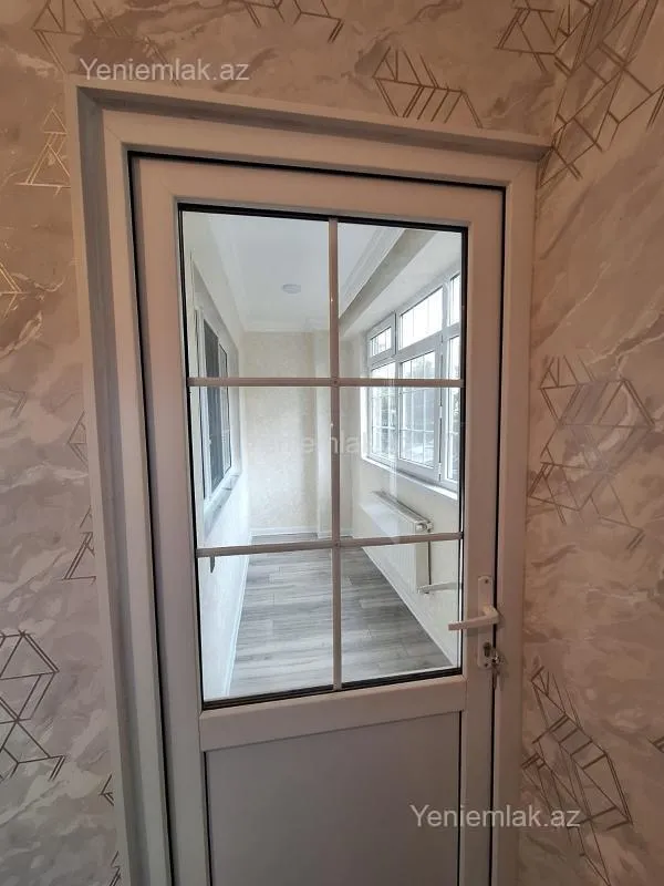Satılır 3 otaqlı köhnə tikili 68 m²