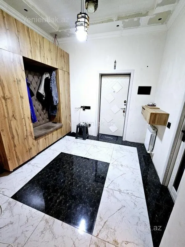 Satılır 3 otaqlı yeni tikili 94 m²