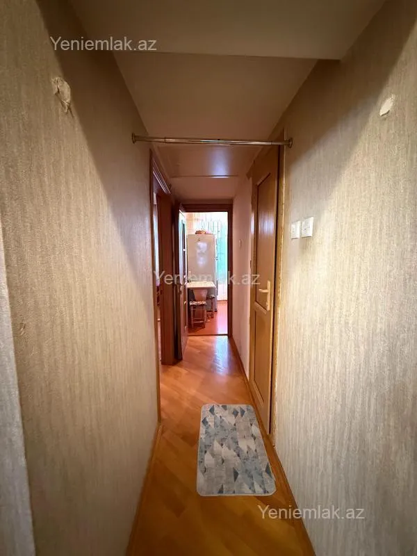 Satılır 3 otaqlı köhnə tikili 70 m²