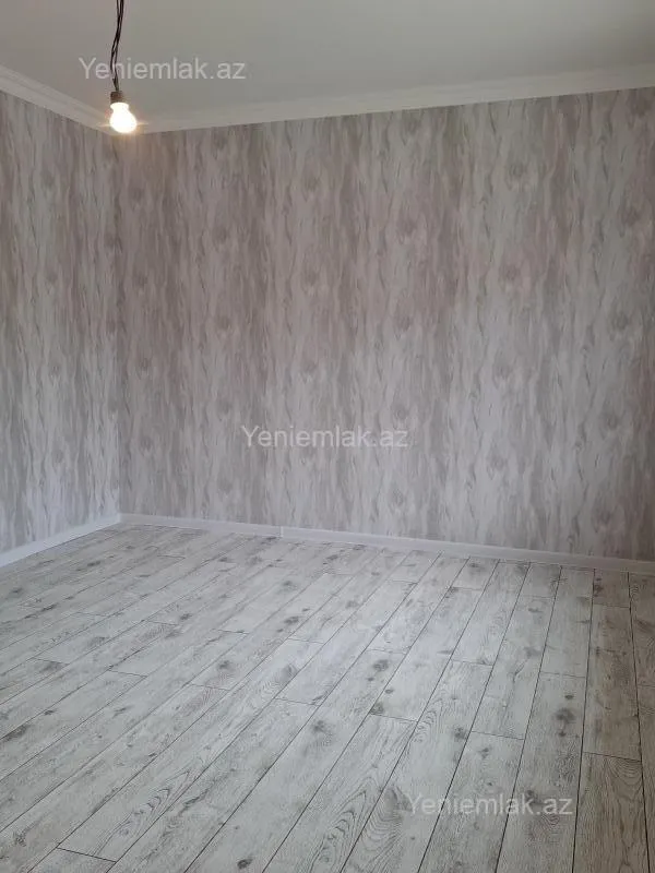 Satılır 6 otaqlı həyət evi 240 m²