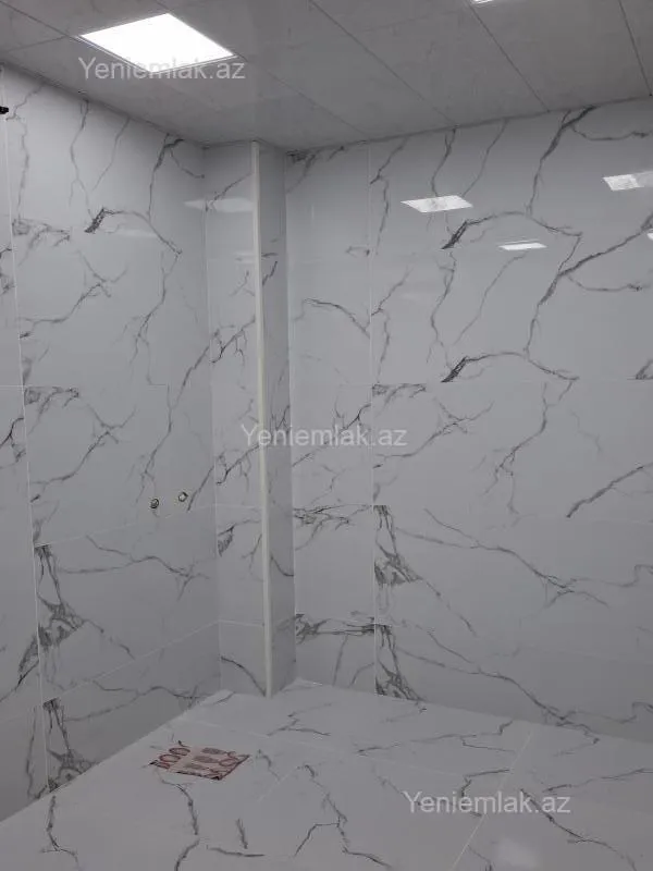 Satılır 6 otaqlı həyət evi 240 m²