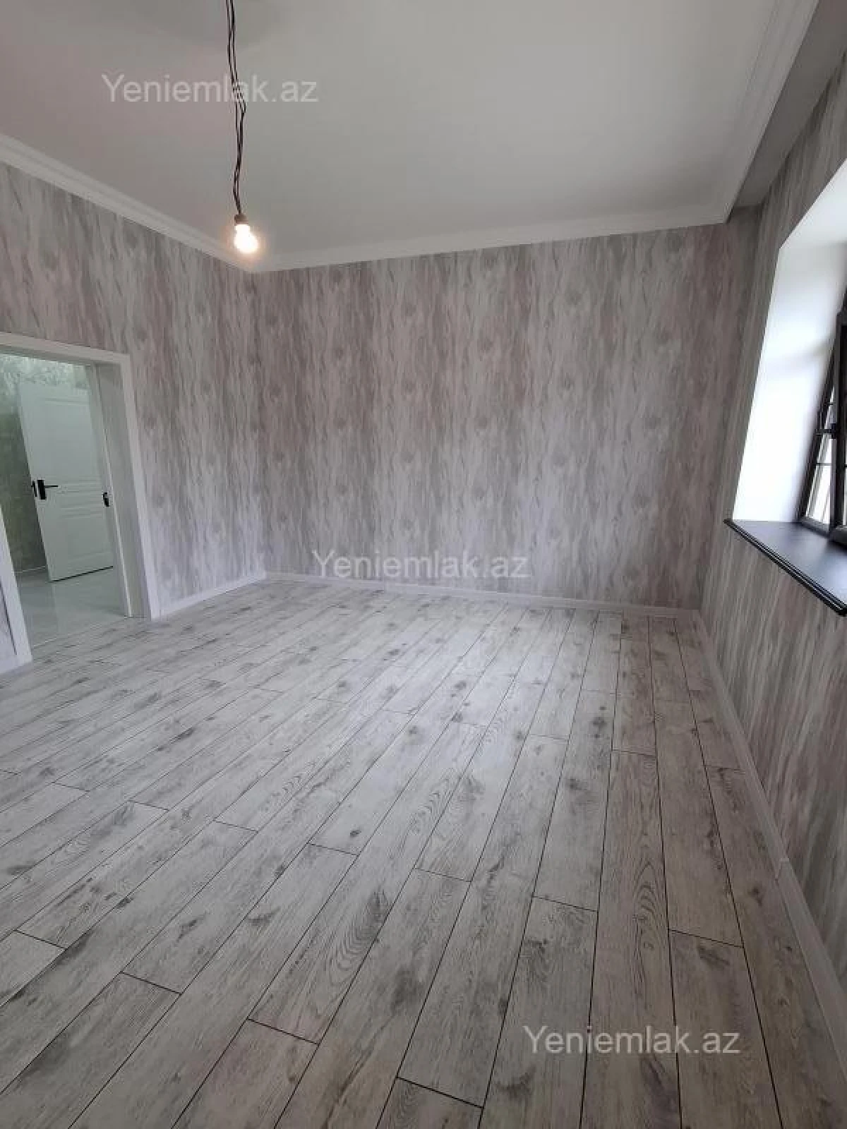 Satılır 6 otaqlı həyət evi 240 m²