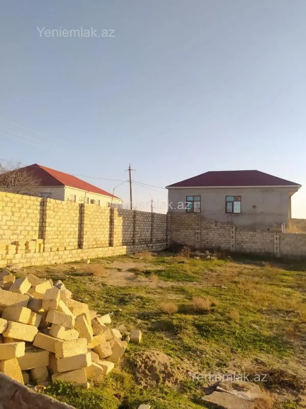 Satılır 1 otaqlı obyekt 200 m²