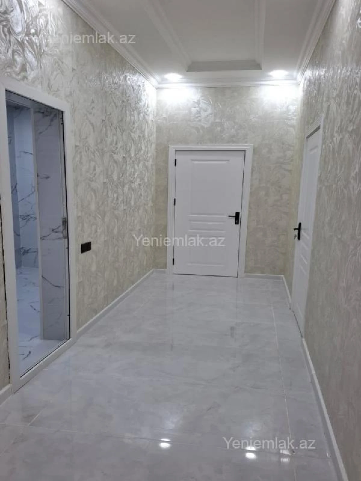 Satılır 6 otaqlı həyət evi 180 m²