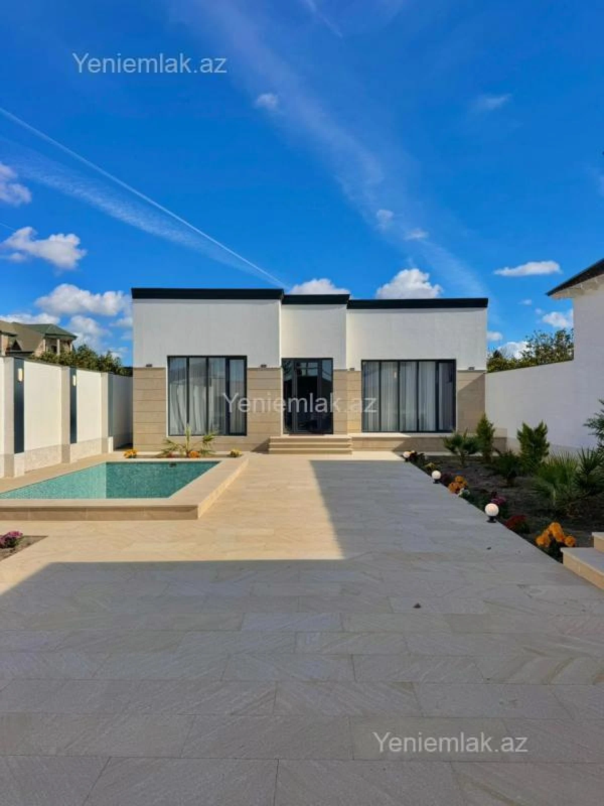 Satılır 4 otaqlı həyət evi 180 m²