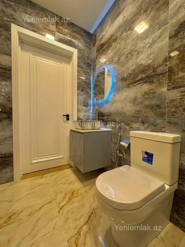 Satılır 4 otaqlı həyət evi 180 m²