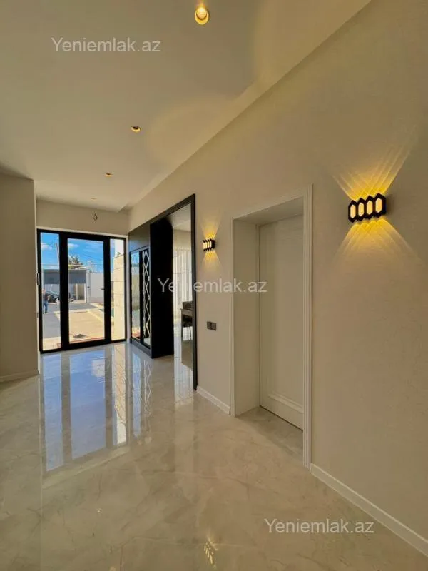 Satılır 4 otaqlı həyət evi 180 m²