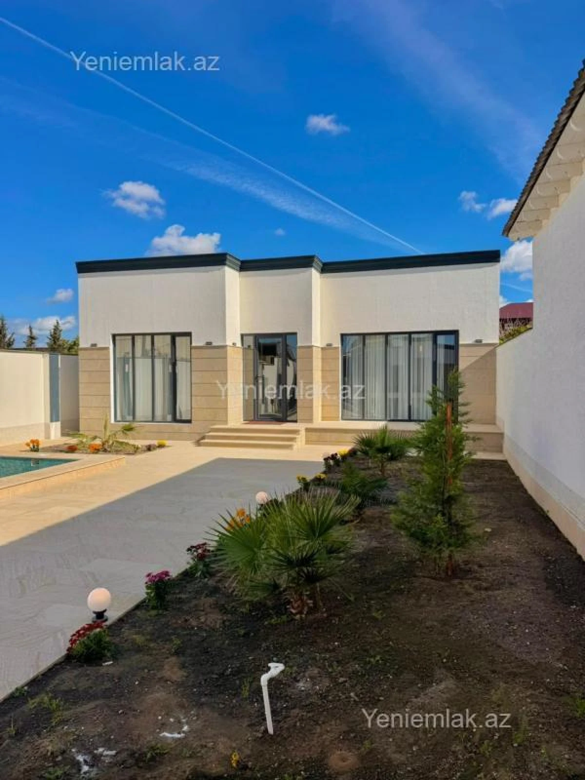 Satılır 4 otaqlı həyət evi 180 m²