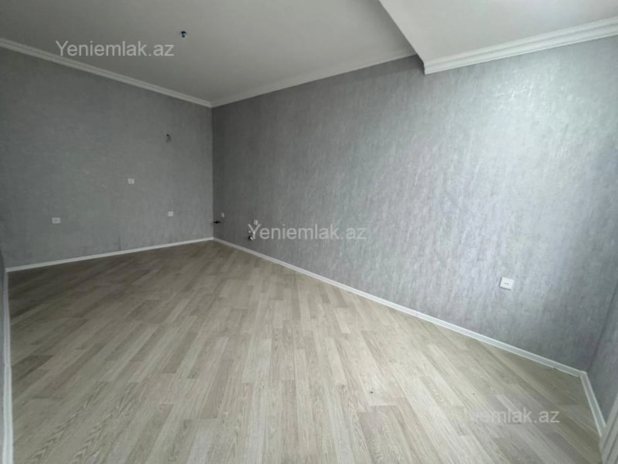 Satılır 6 otaqlı həyət evi 200 m²