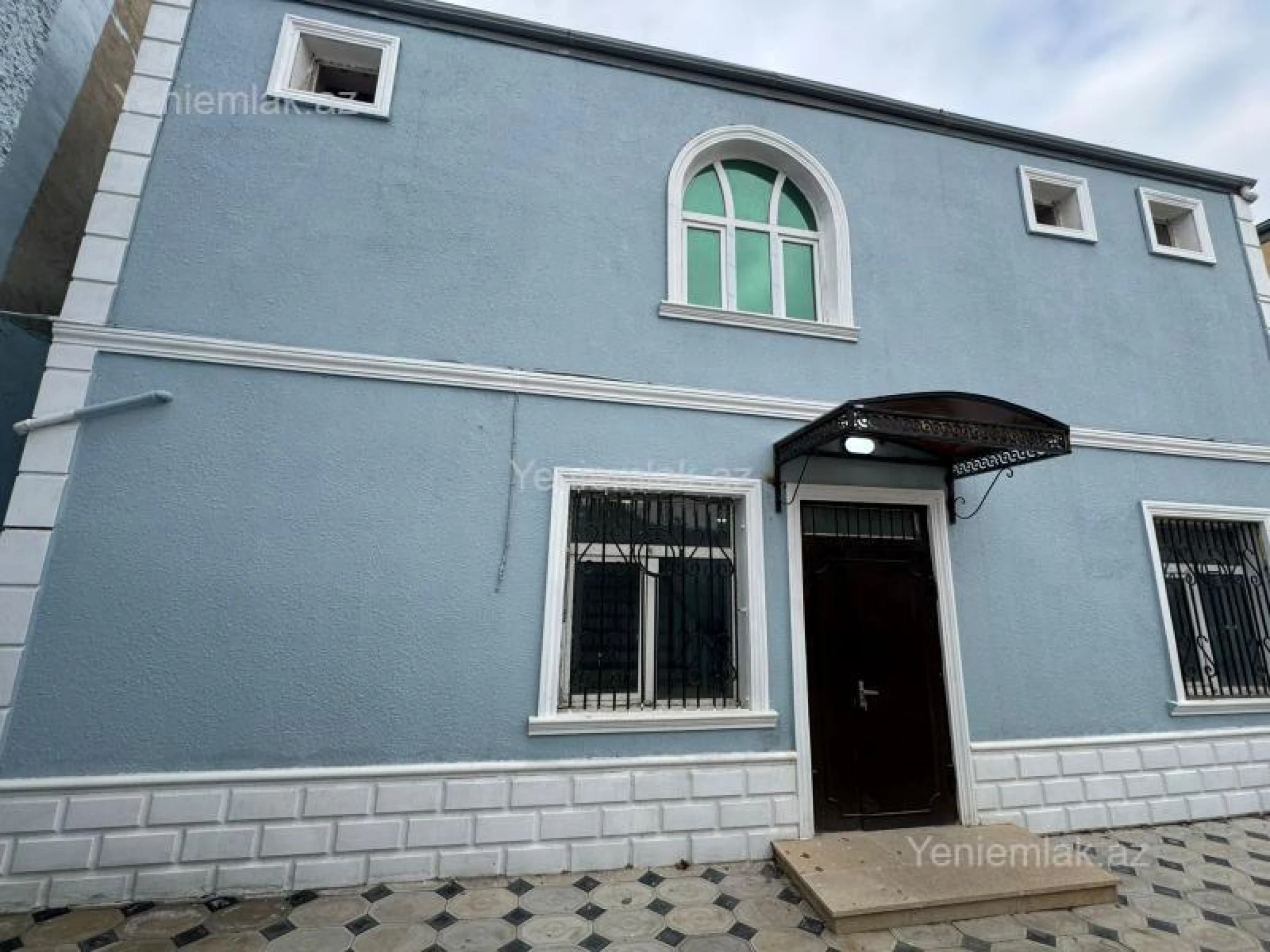 Satılır 6 otaqlı həyət evi 200 m²