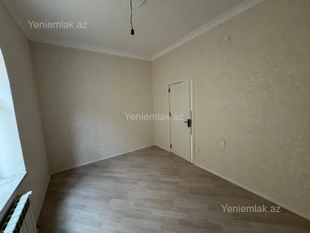 Satılır 6 otaqlı həyət evi 200 m²