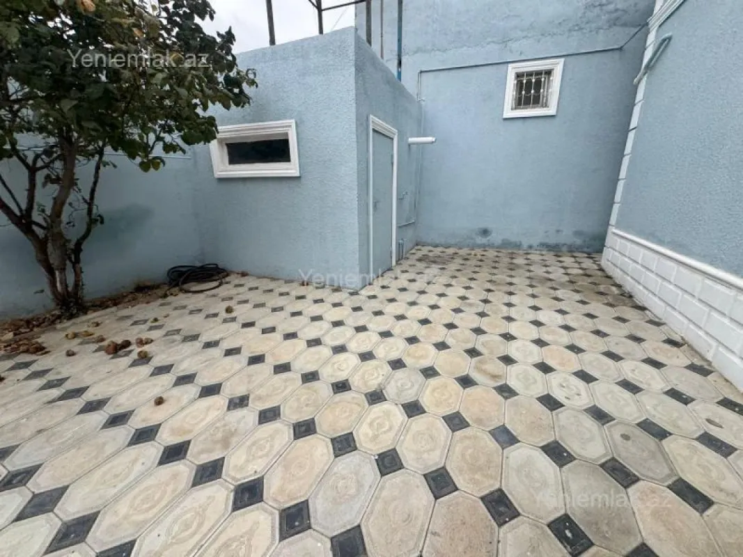 Satılır 6 otaqlı həyət evi 200 m²