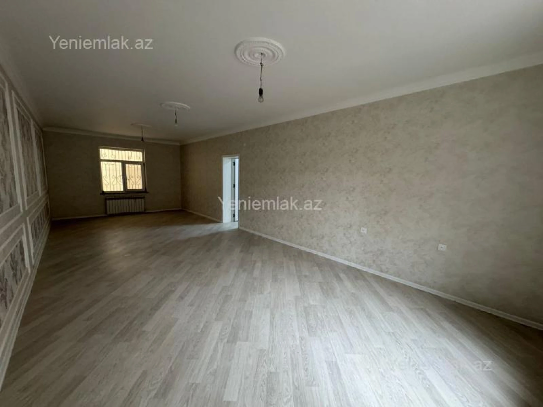 Satılır 6 otaqlı həyət evi 200 m²