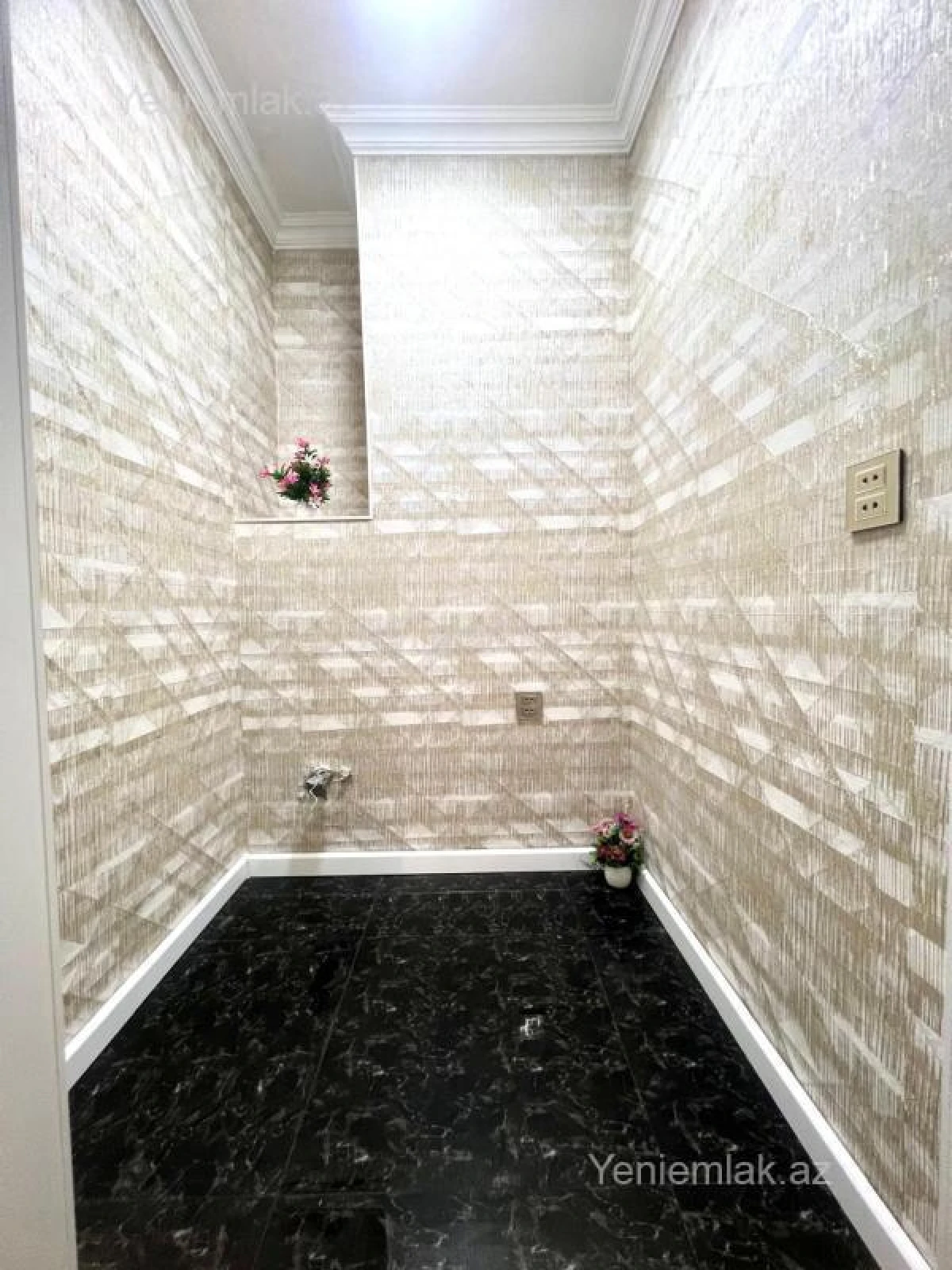 Satılır 3 otaqlı yeni tikili 110 m²