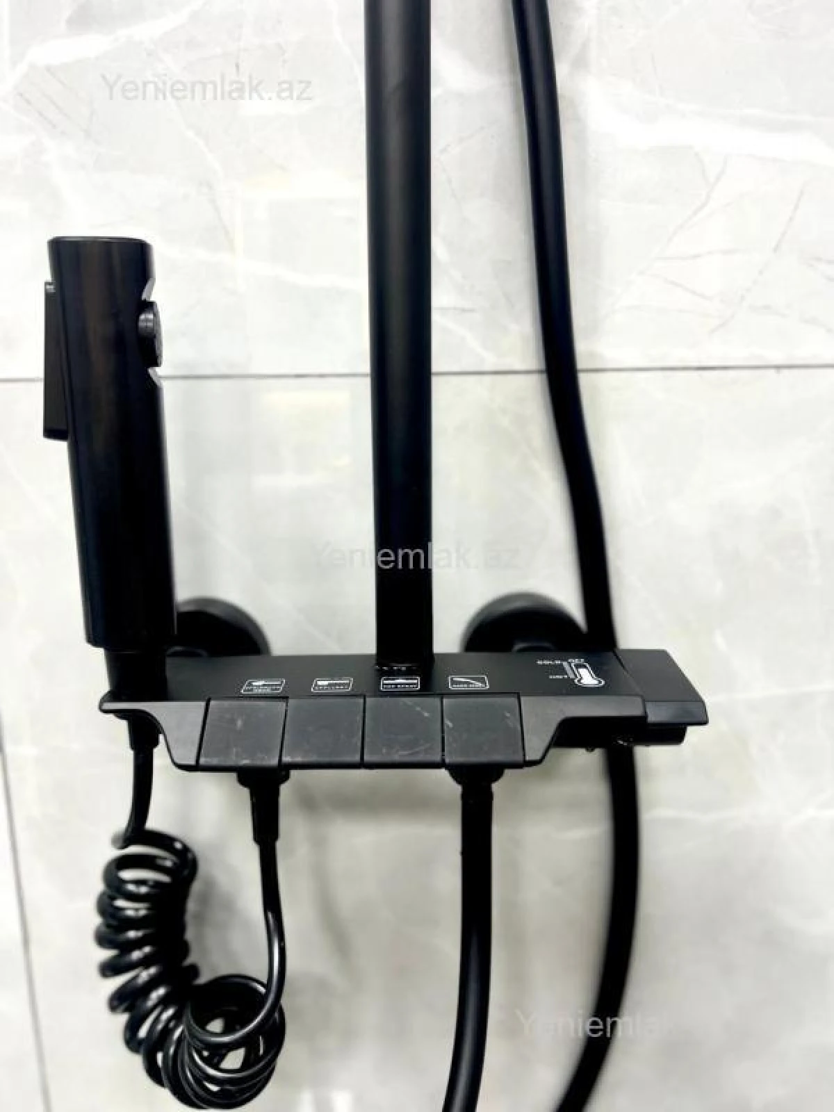 Satılır 3 otaqlı yeni tikili 110 m²