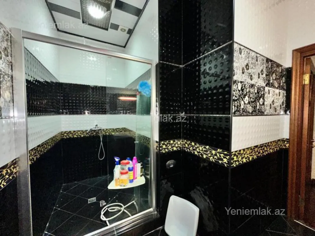 Satılır 4 otaqlı yeni tikili 205 m²