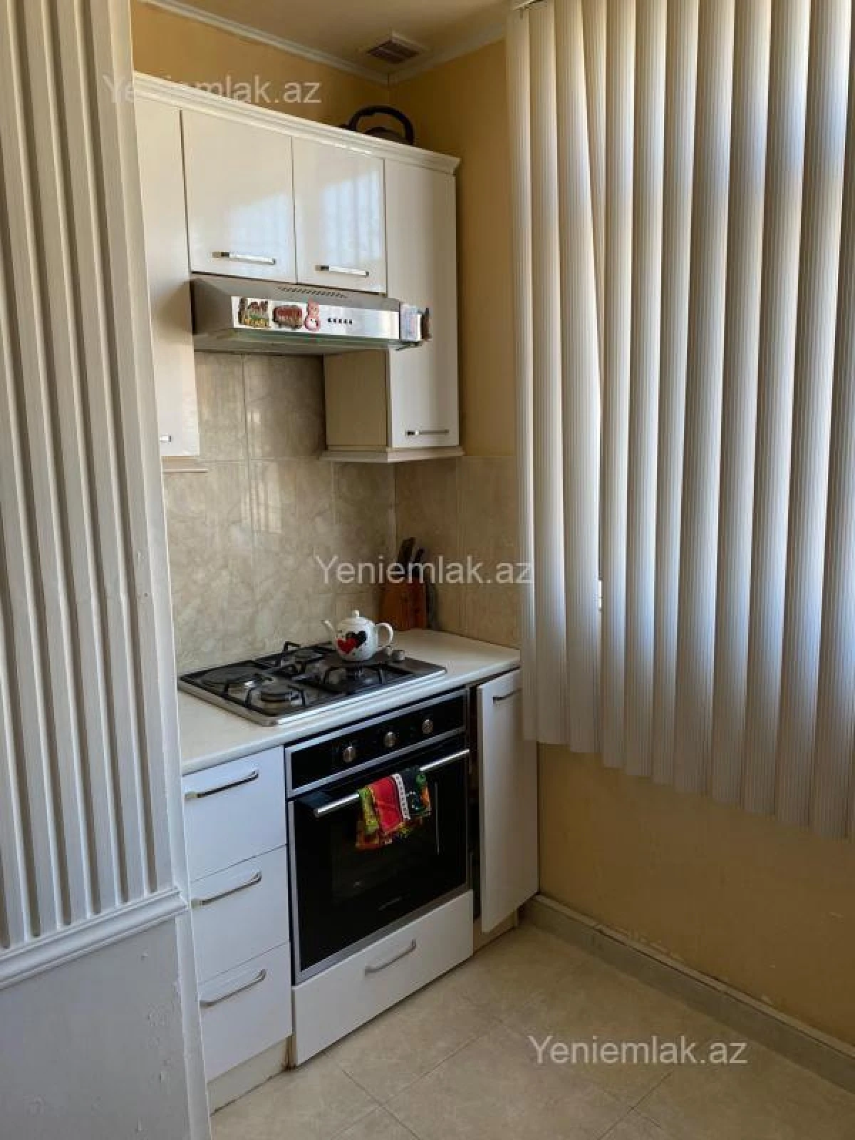 Satılır 3 otaqlı köhnə tikili 90 m²