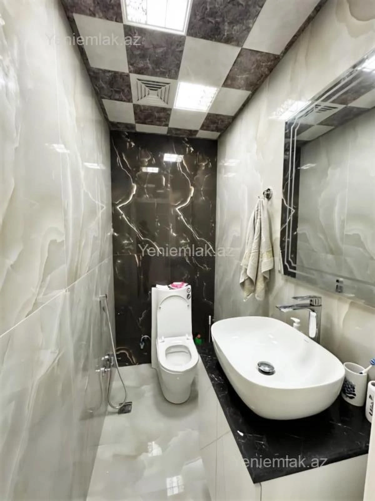 Satılır 4 otaqlı yeni tikili 140 m²