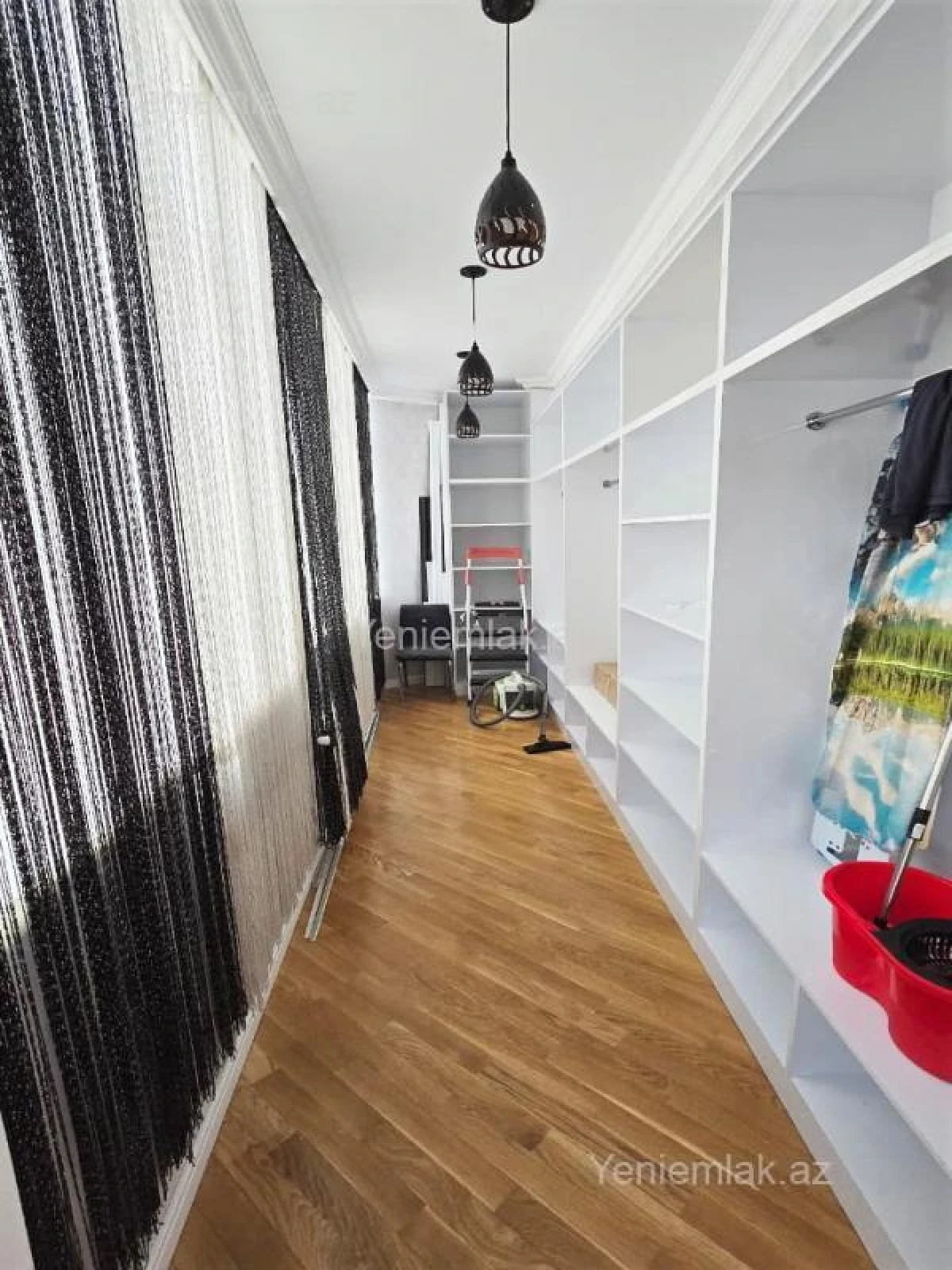 Satılır 4 otaqlı yeni tikili 140 m²