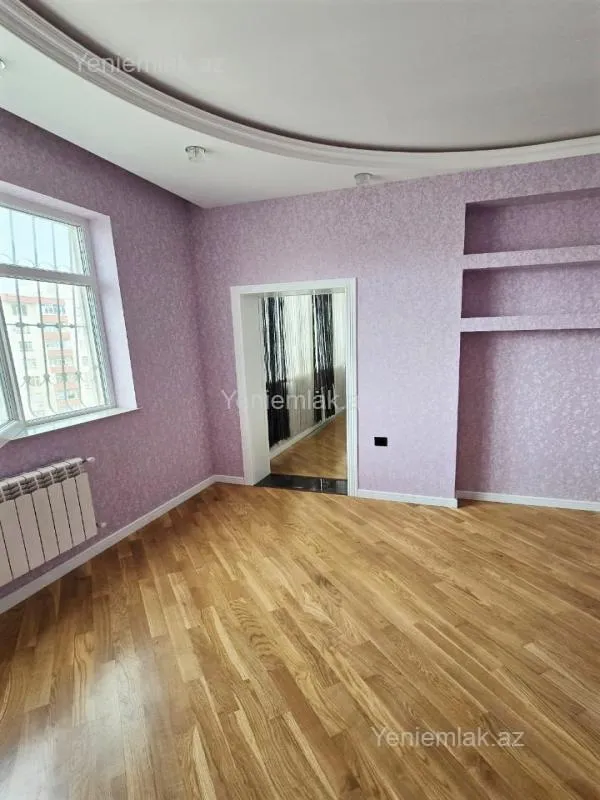 Satılır 4 otaqlı yeni tikili 140 m²