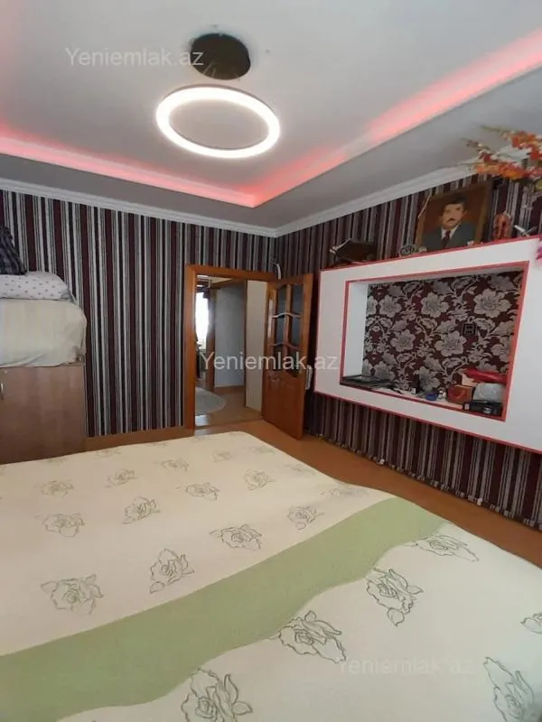 Satılır 3 otaqlı köhnə tikili 80 m²