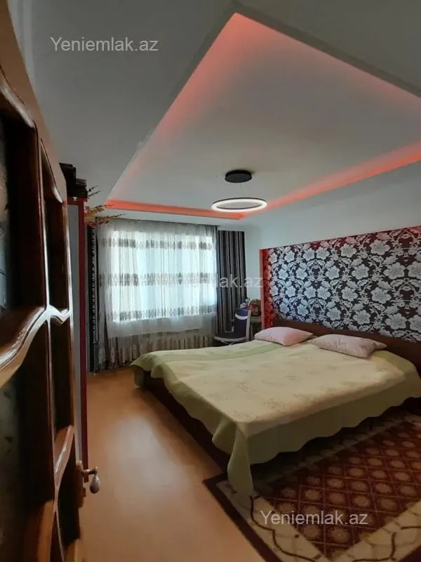 Satılır 3 otaqlı köhnə tikili 80 m²
