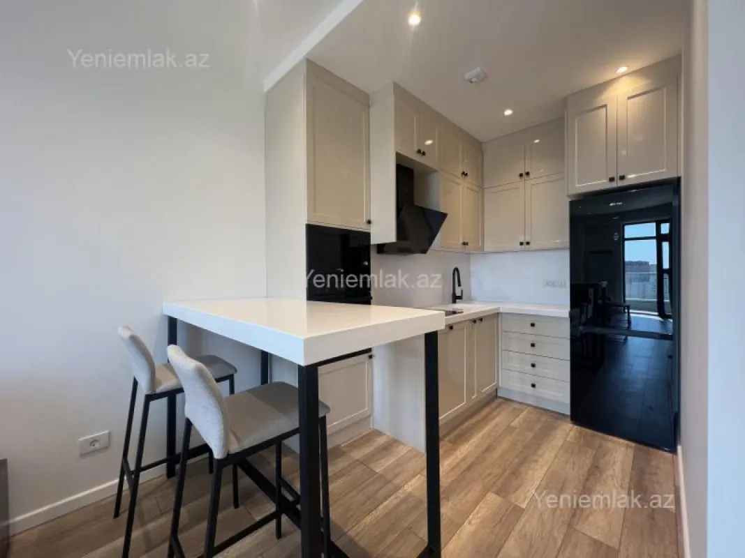 Satılır 2 otaqlı yeni tikili 65 m²