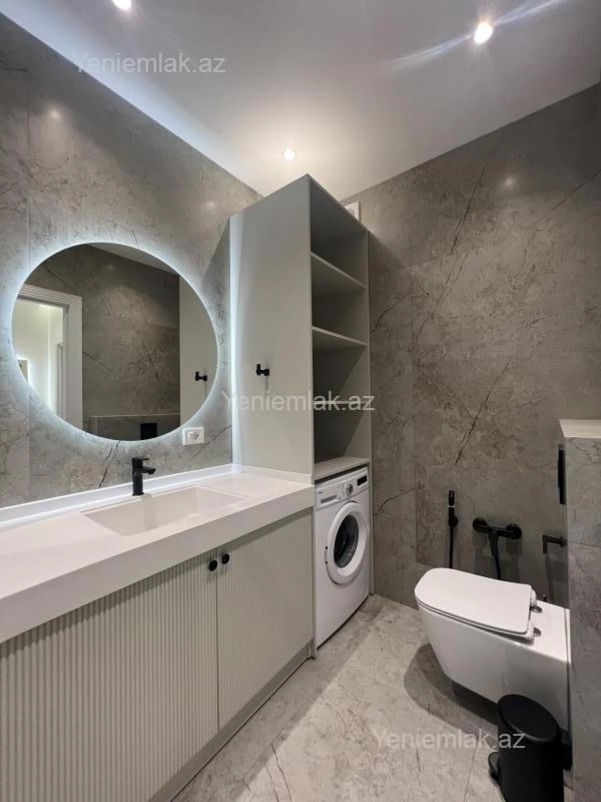 Satılır 2 otaqlı yeni tikili 65 m²