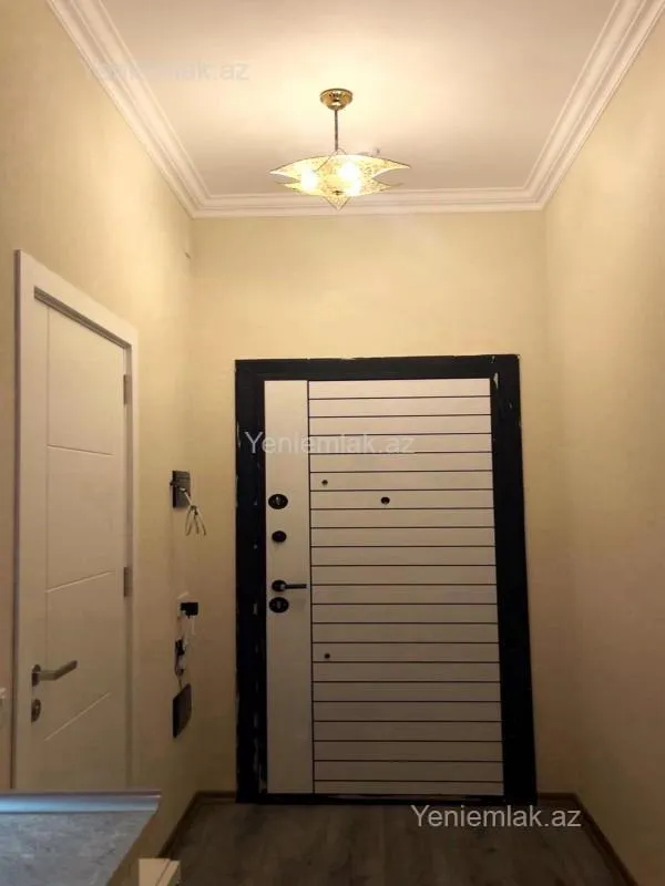 Satılır 1 otaqlı yeni tikili 32 m²