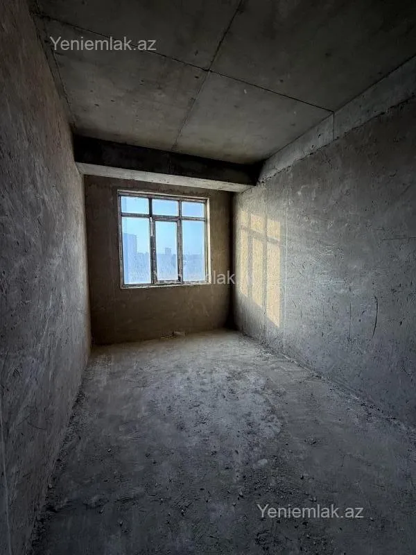 Satılır 3 otaqlı yeni tikili 105 m²