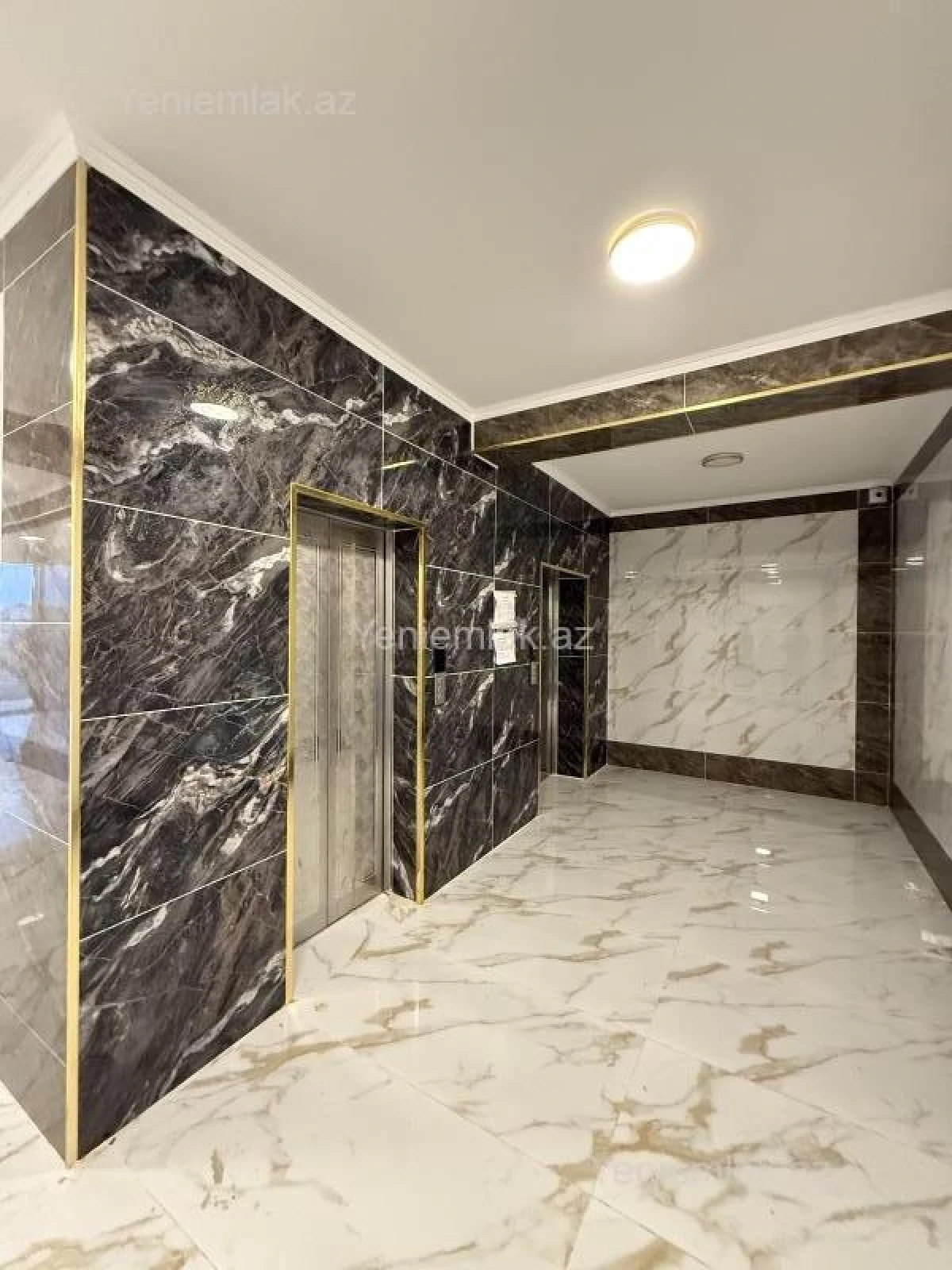 Satılır 3 otaqlı yeni tikili 105 m²