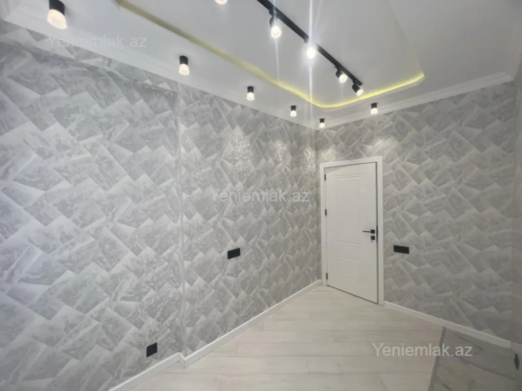 Satılır 3 otaqlı yeni tikili 110 m²