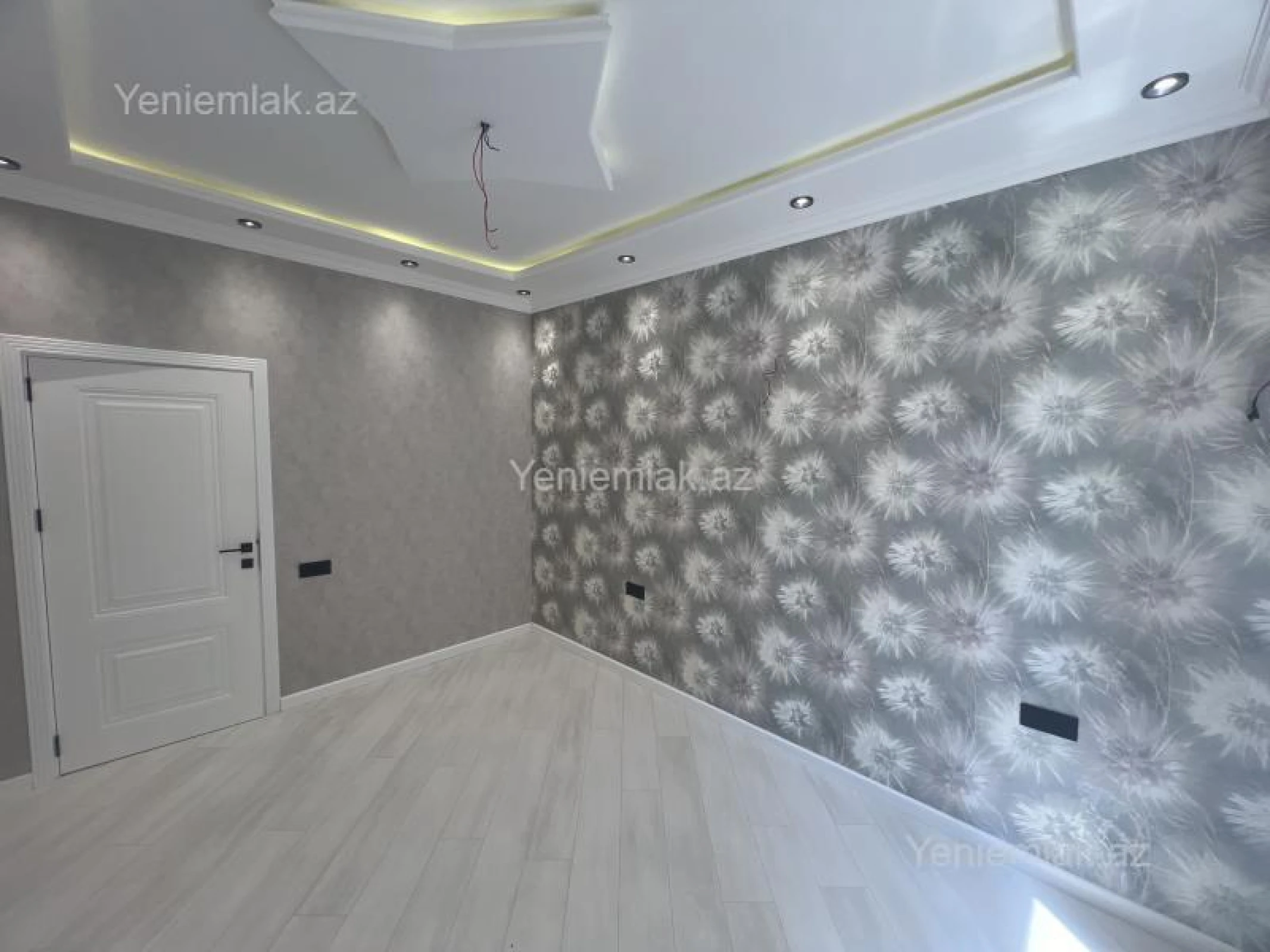 Satılır 3 otaqlı yeni tikili 110 m²