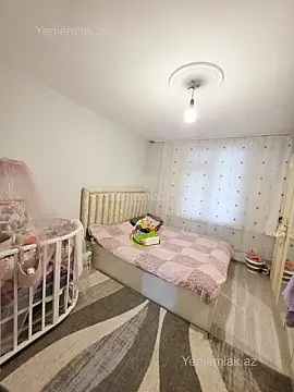 Satılır 3 otaqlı köhnə tikili 64 m²