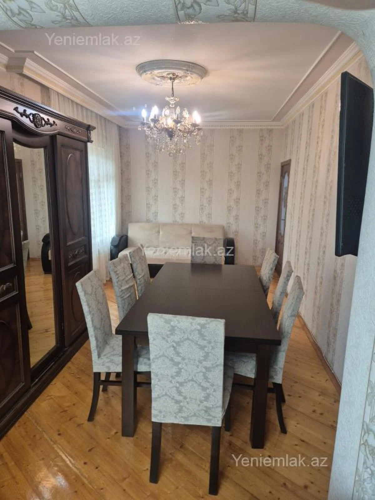Satılır 4 otaqlı köhnə tikili 105 m²