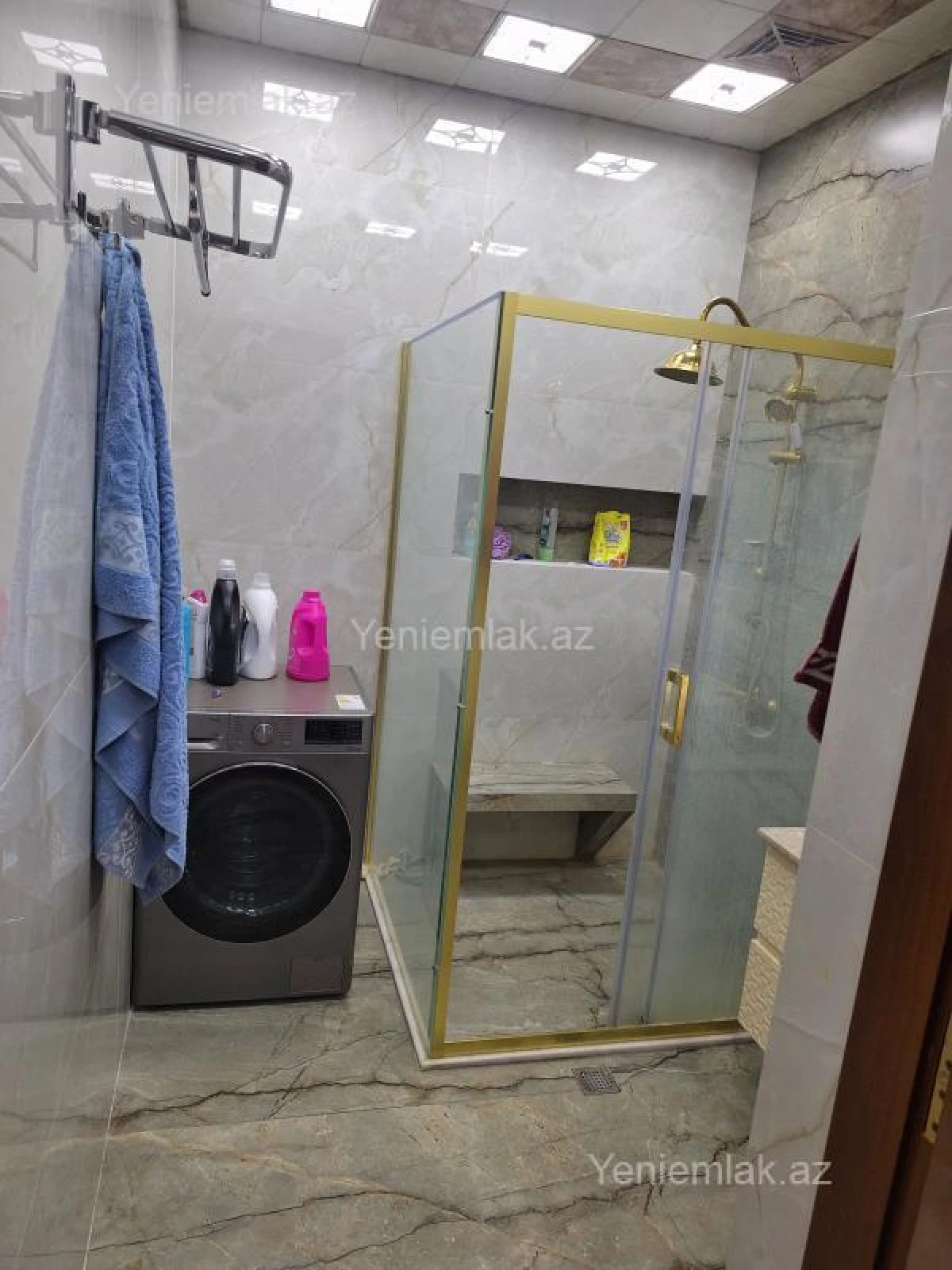Satılır 5 otaqlı həyət evi 270 m²