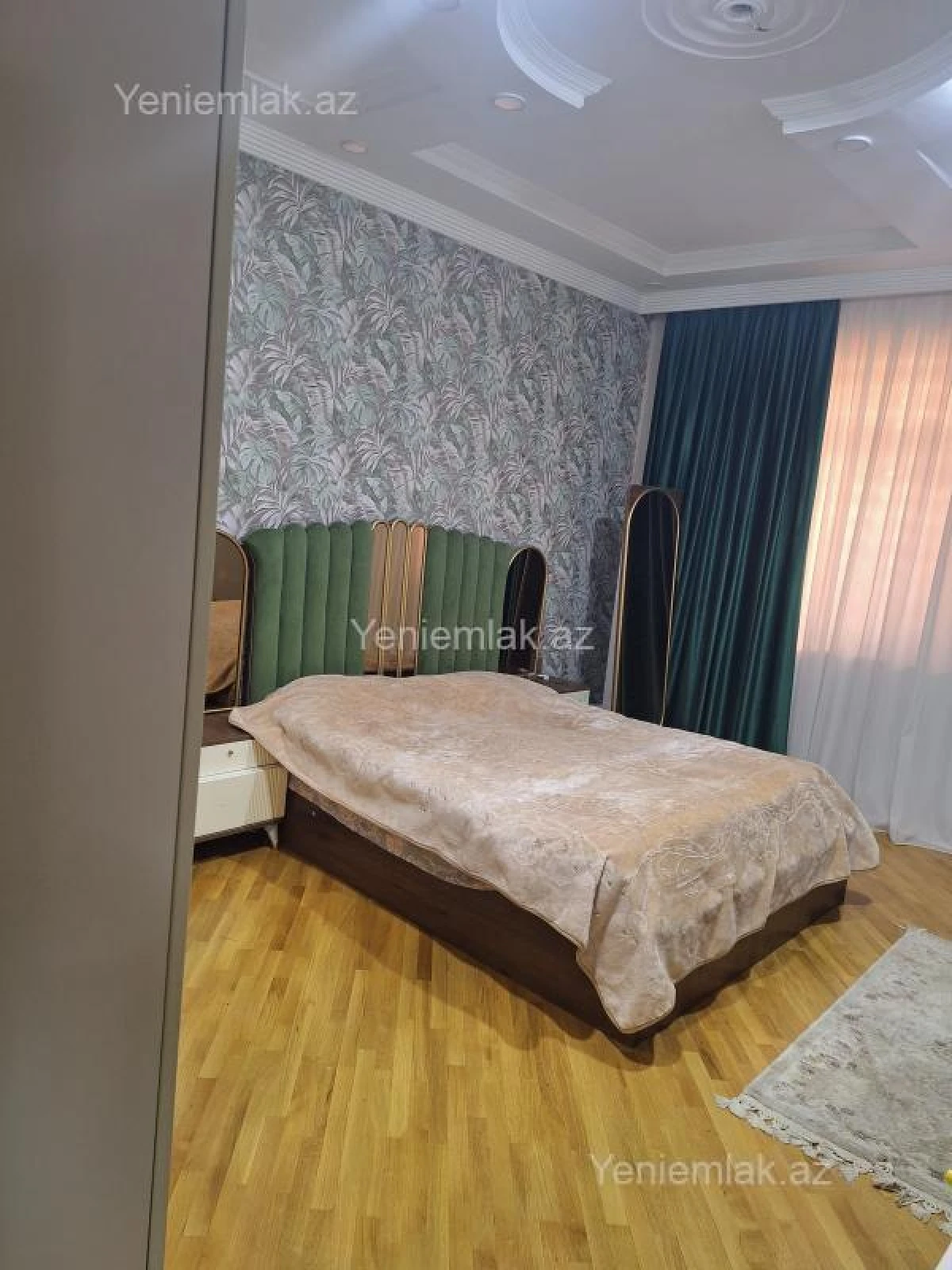 Satılır 5 otaqlı həyət evi 270 m²