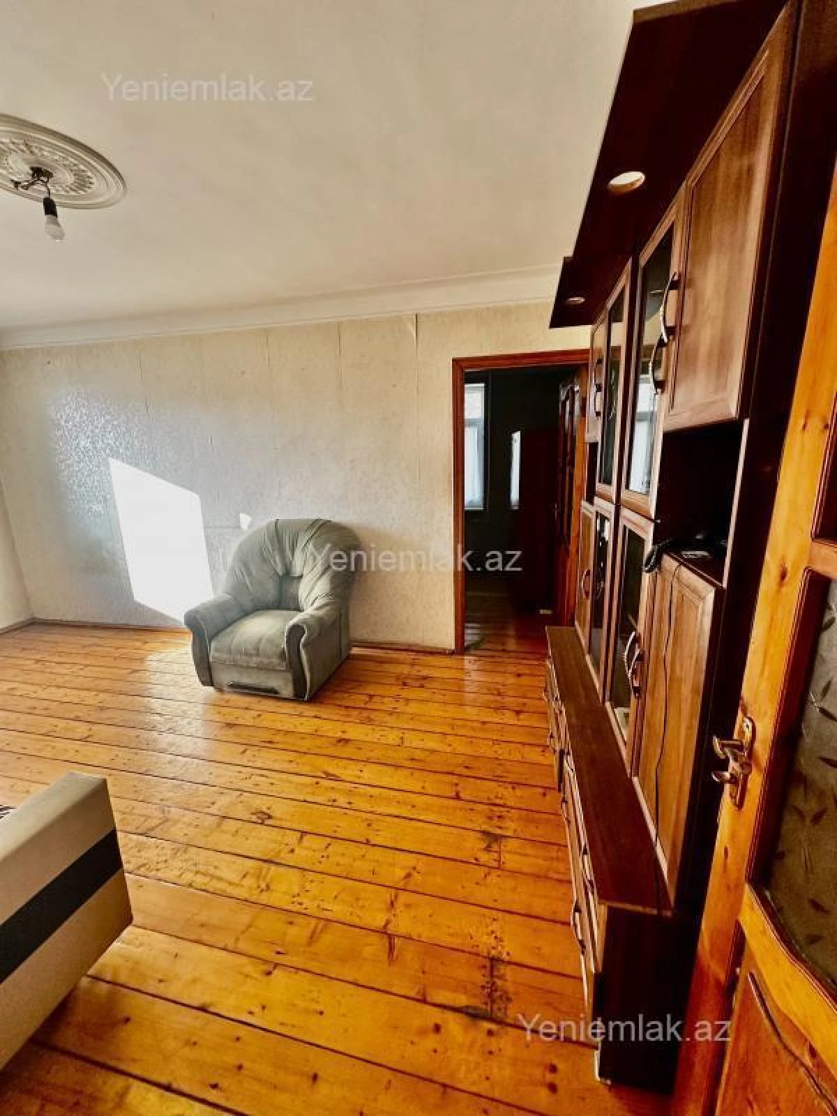 Satılır 2 otaqlı köhnə tikili 49 m²