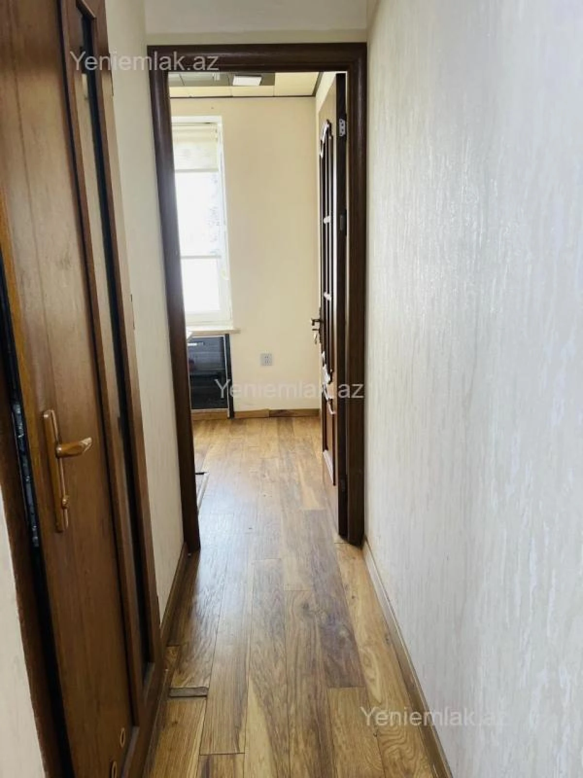 Satılır 3 otaqlı köhnə tikili 70 m²