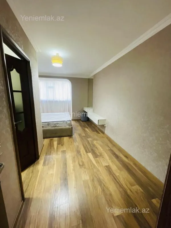 Satılır 3 otaqlı köhnə tikili 70 m²