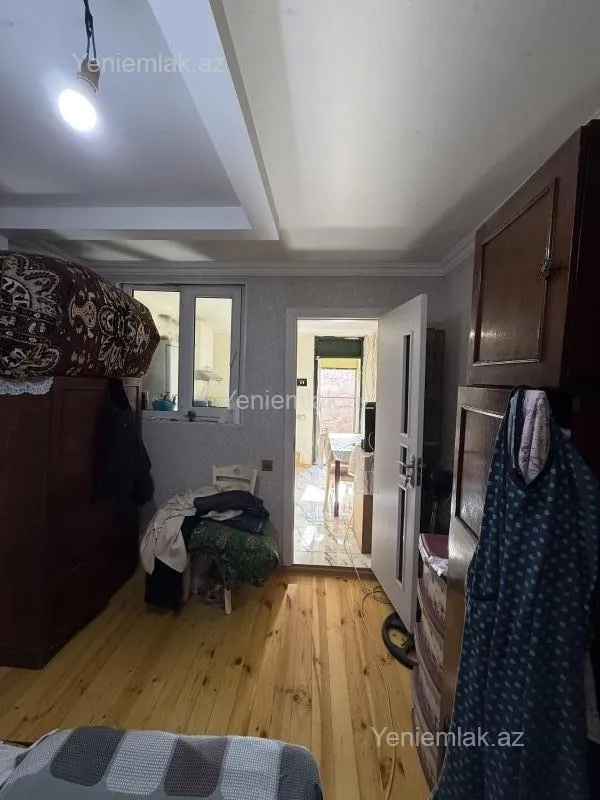 Satılır 1 otaqlı həyət evi 45 m²