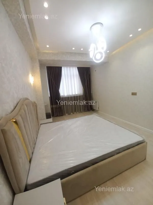 Satılır 2 otaqlı yeni tikili 60 m²