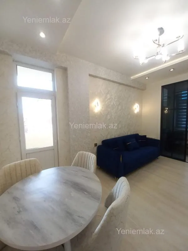 Satılır 2 otaqlı yeni tikili 60 m²