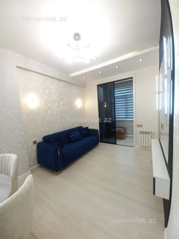 Satılır 2 otaqlı yeni tikili 60 m²