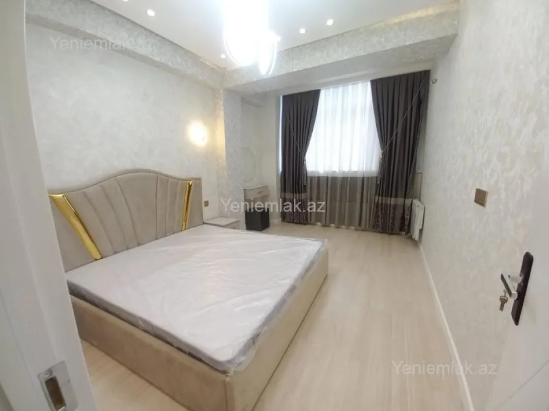 Satılır 2 otaqlı yeni tikili 60 m²