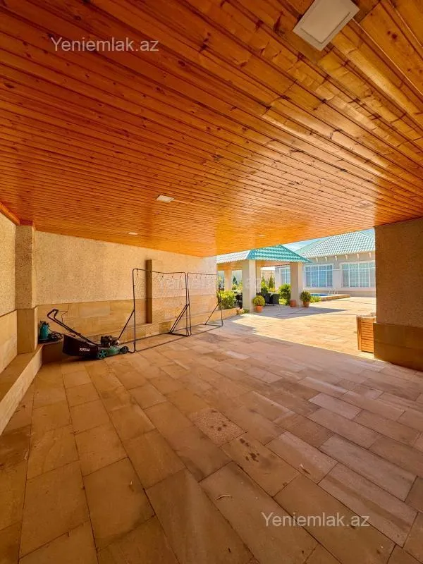 Satılır 4 otaqlı həyət evi 180 m²