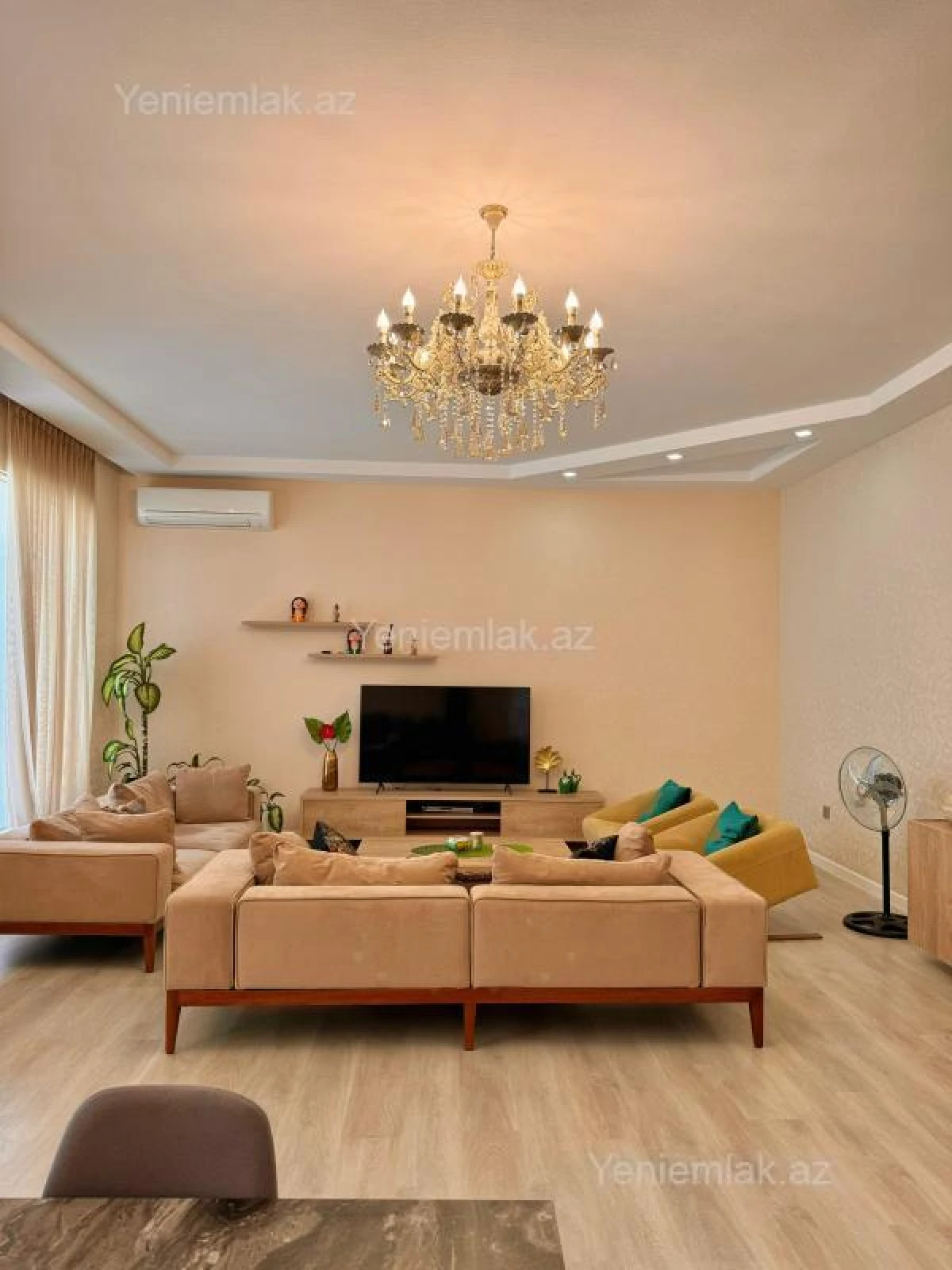 Satılır 4 otaqlı həyət evi 180 m²