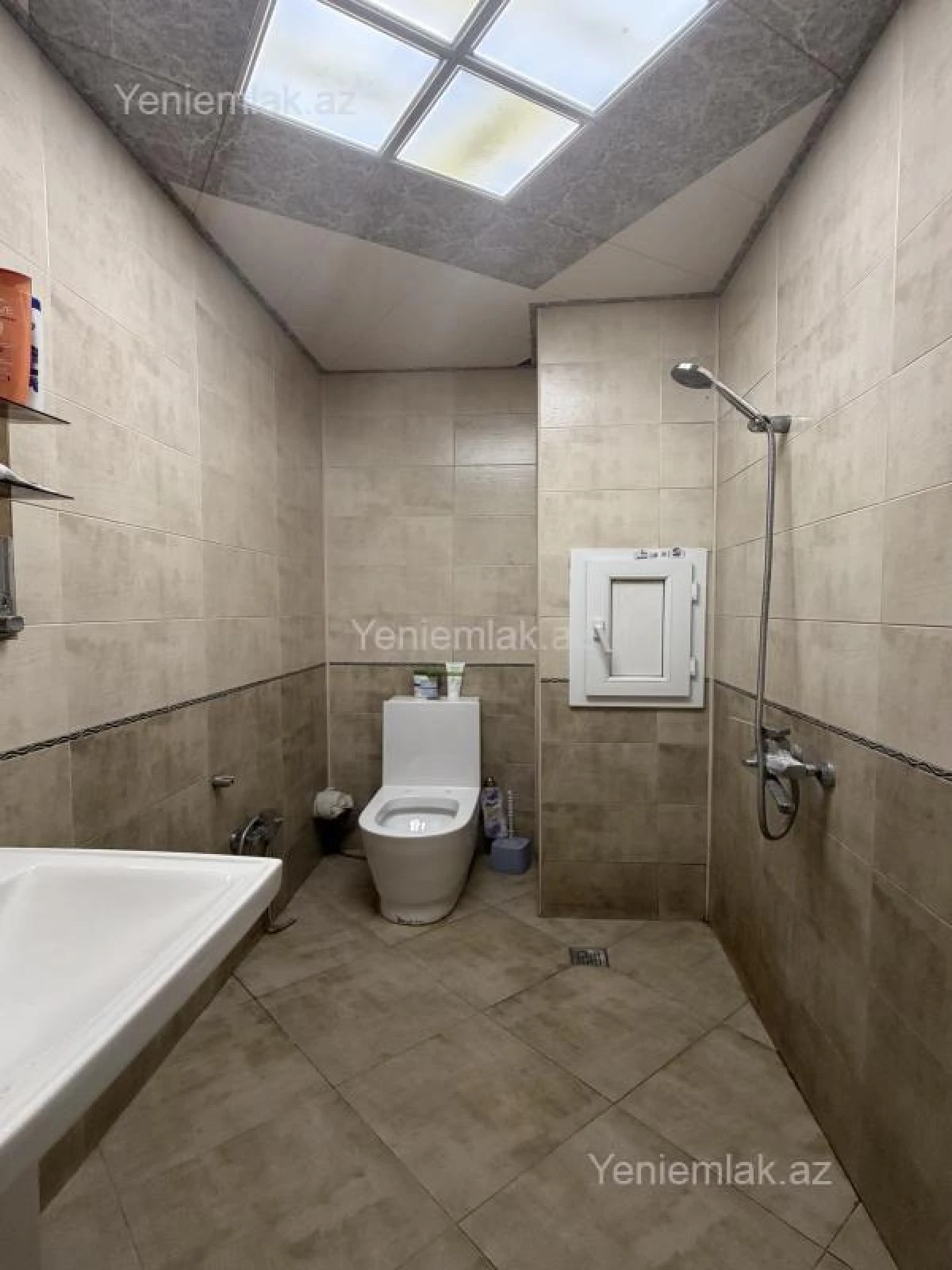 Satılır 2 otaqlı yeni tikili 74 m²