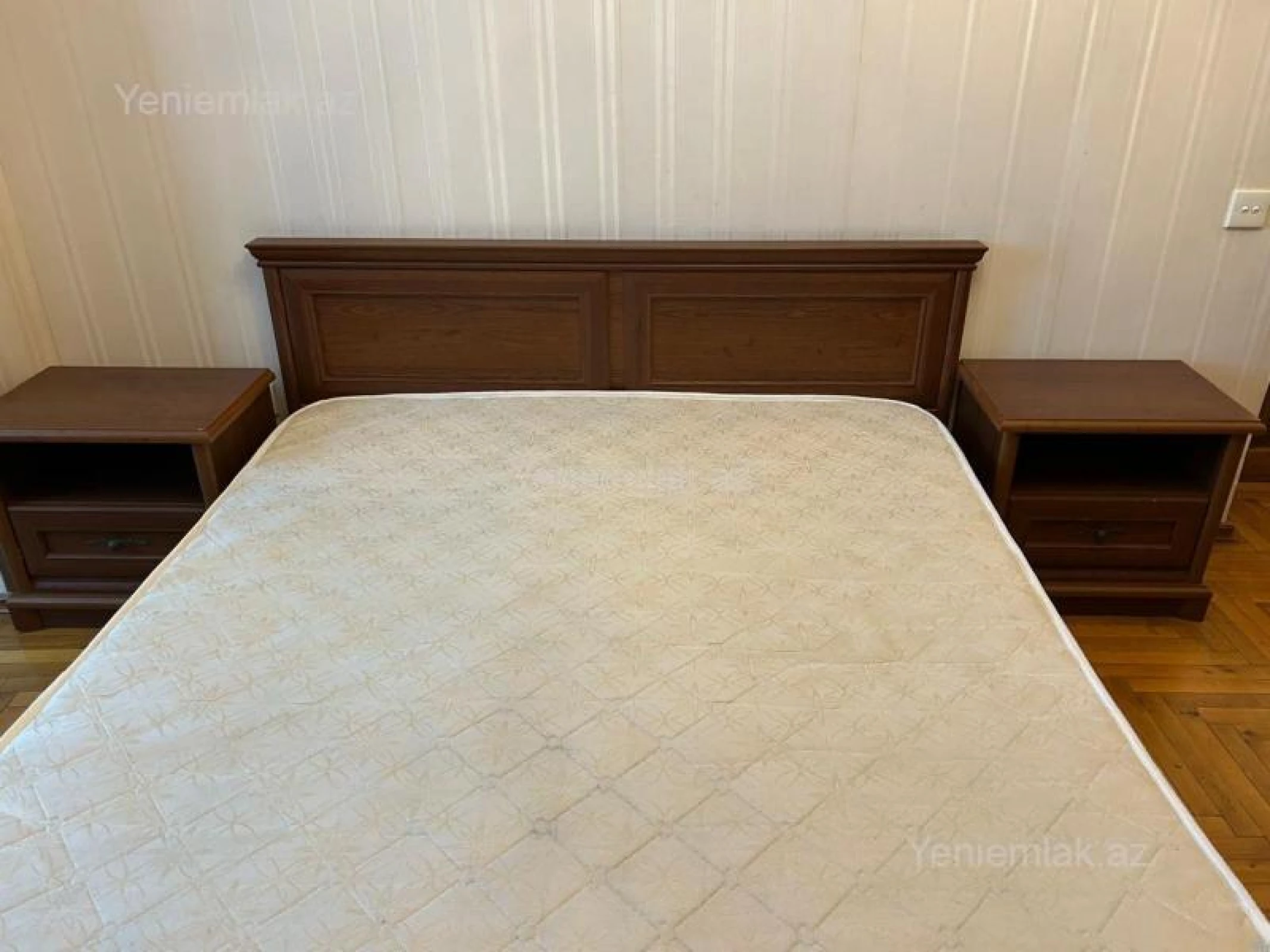 Satılır 3 otaqlı köhnə tikili 84 m²